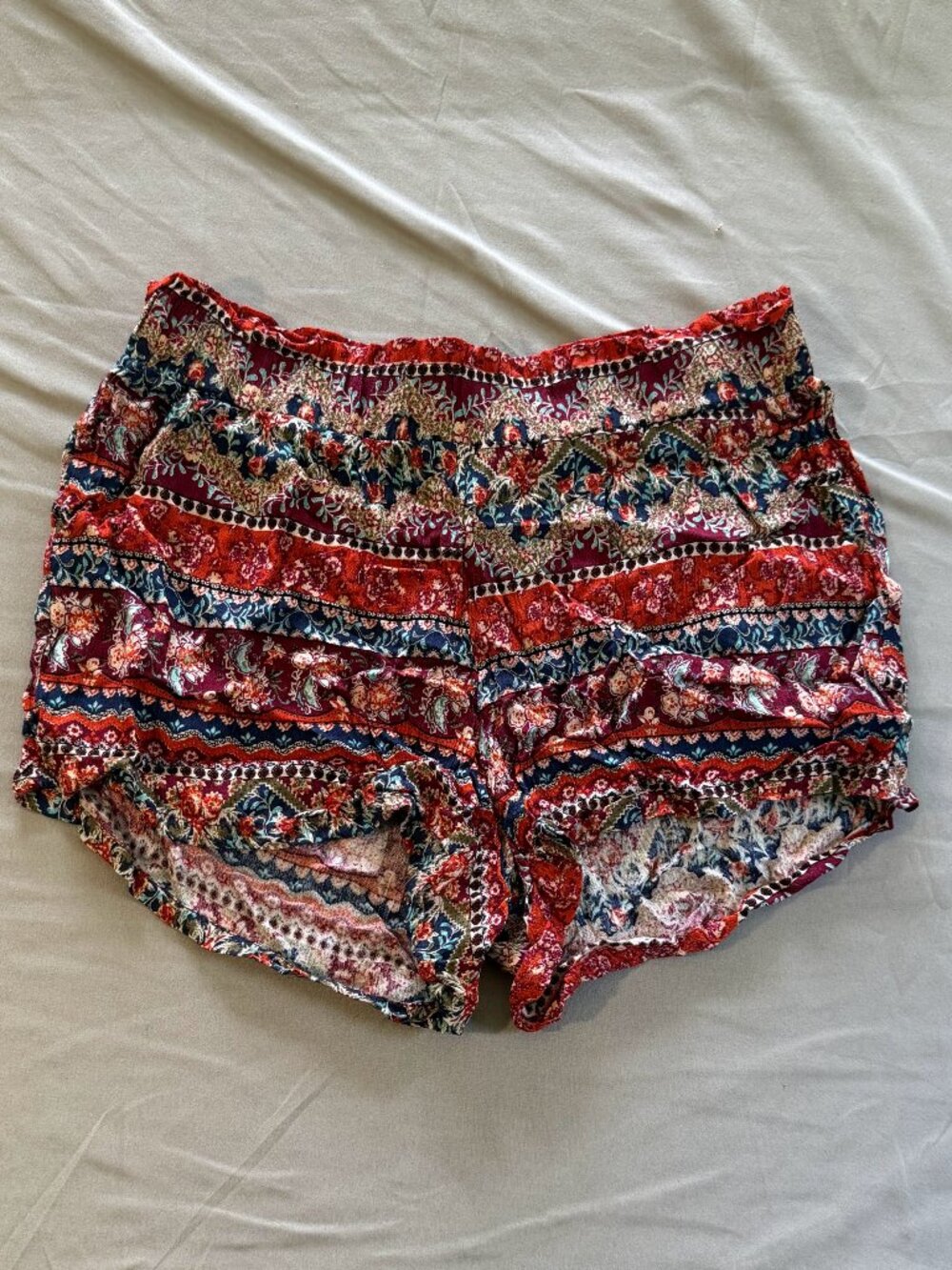 Full Tilt Women's Boho Printed Multicolored Casual Shorts Sz Medium New w/o Tag